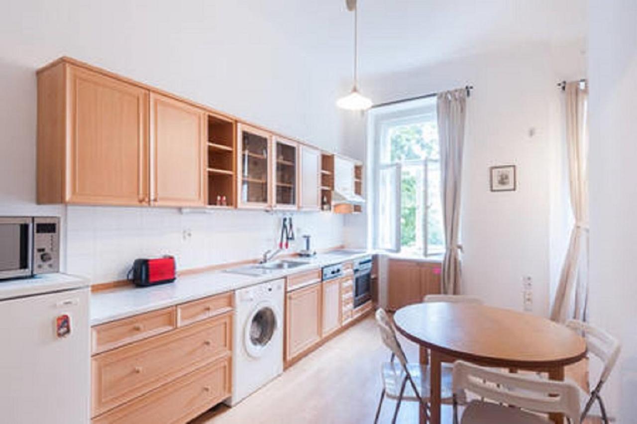 Historic Centre-Spacious Apartment Prague Ngoại thất bức ảnh